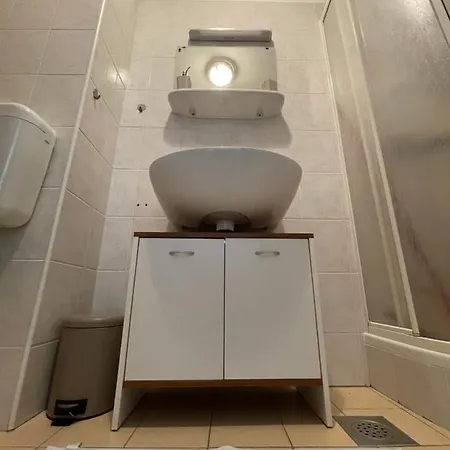 Moela Apartman *