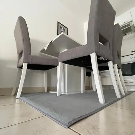 Apartment Moela *
